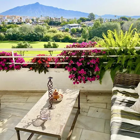 Duplex Vistas Al Golf Guadalmina شقة ماربيا