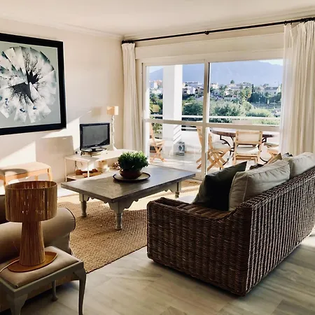Duplex Vistas Al Golf Guadalmina * Марбелья