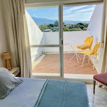 Duplex Vistas Al Golf Guadalmina Apartment *