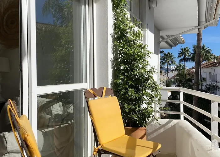 Duplex Vistas Al Golf Guadalmina Apartman