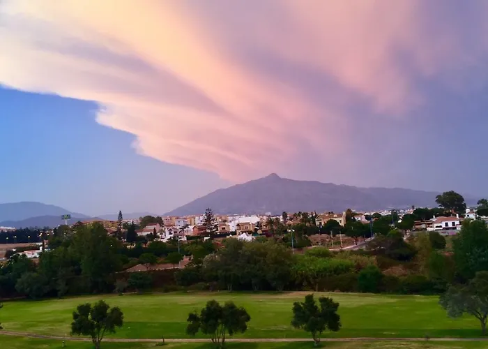 아파트 Duplex Vistas Al Golf Guadalmina