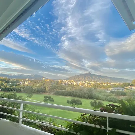 Lejlighed Duplex Vistas Al Golf Guadalmina *