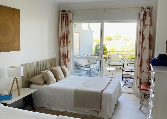 Duplex Vistas Al Golf Guadalmina شقة *