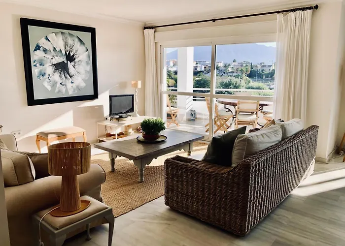 Duplex Vistas Al Golf Guadalmina * Марбелья