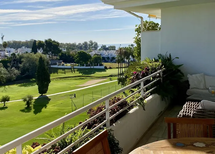 Duplex Vistas Al Golf Guadalmina * Марбелья